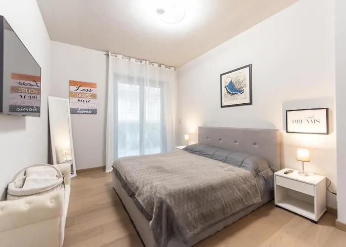 Elegante Bilocale-centro Torino-free Wifi Appartement *