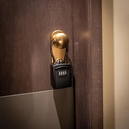 Elegante Bilocale-centro Torino-free Wifi 토리노