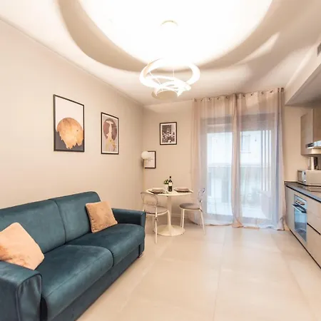 Apartament Elegante Bilocale-centro Torino-free Wifi Turyn
